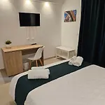 Panzió Aura Pachino